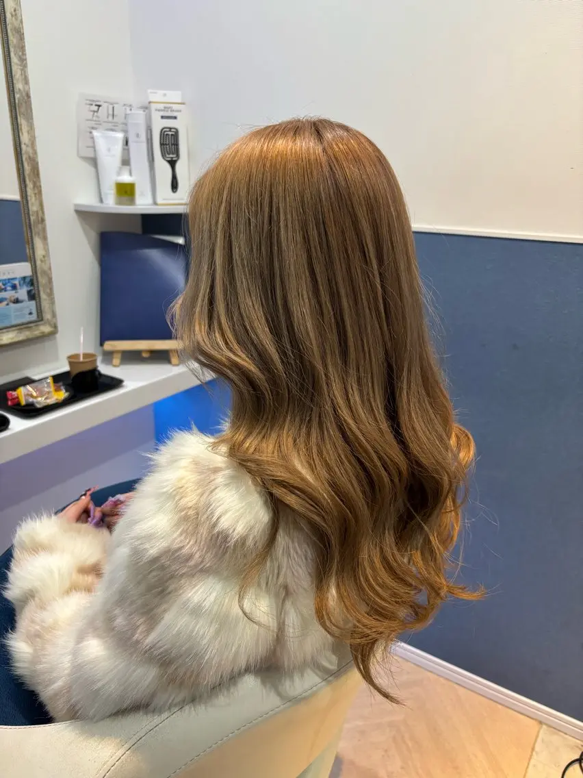 ロング Ze sealのヘアスタイル