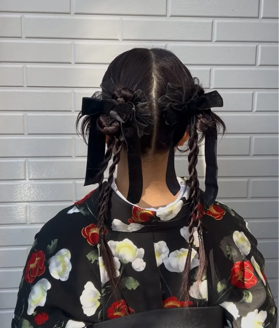 ミディアム ヘアアレンジ ヘアセット 🫐 キナリ🫐のヘアスタイル