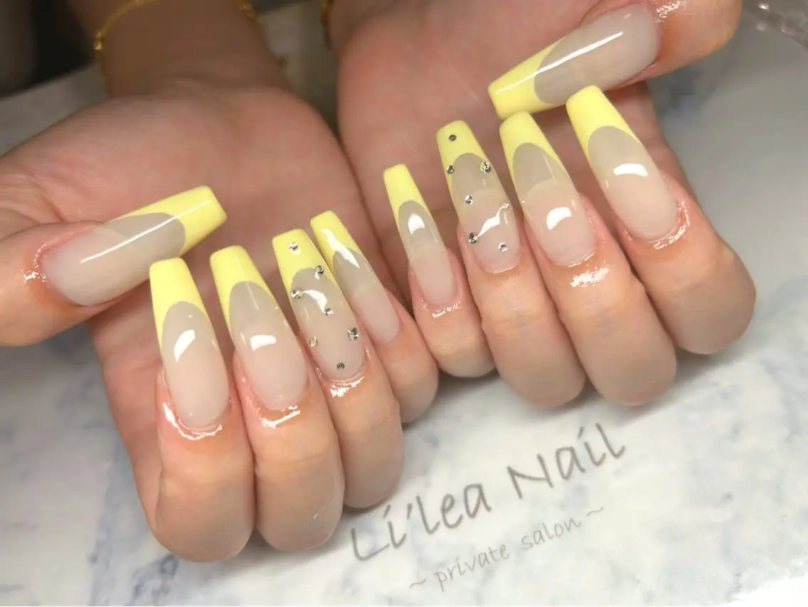 ネイル ハンドネイル Li'leaNail AINAのネイルデザイン