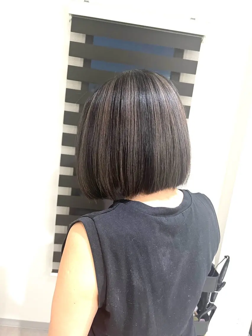 ショート カラー ヘアカラー トリートメント イロアイヘアー Renのヘアスタイル