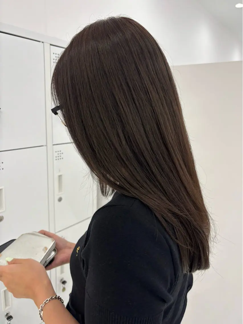 ロング カラー カット ヘアカラー トリートメント 【aini天王寺】 𝐚𝐢𝐫𝐢✂︎のヘアスタイル
