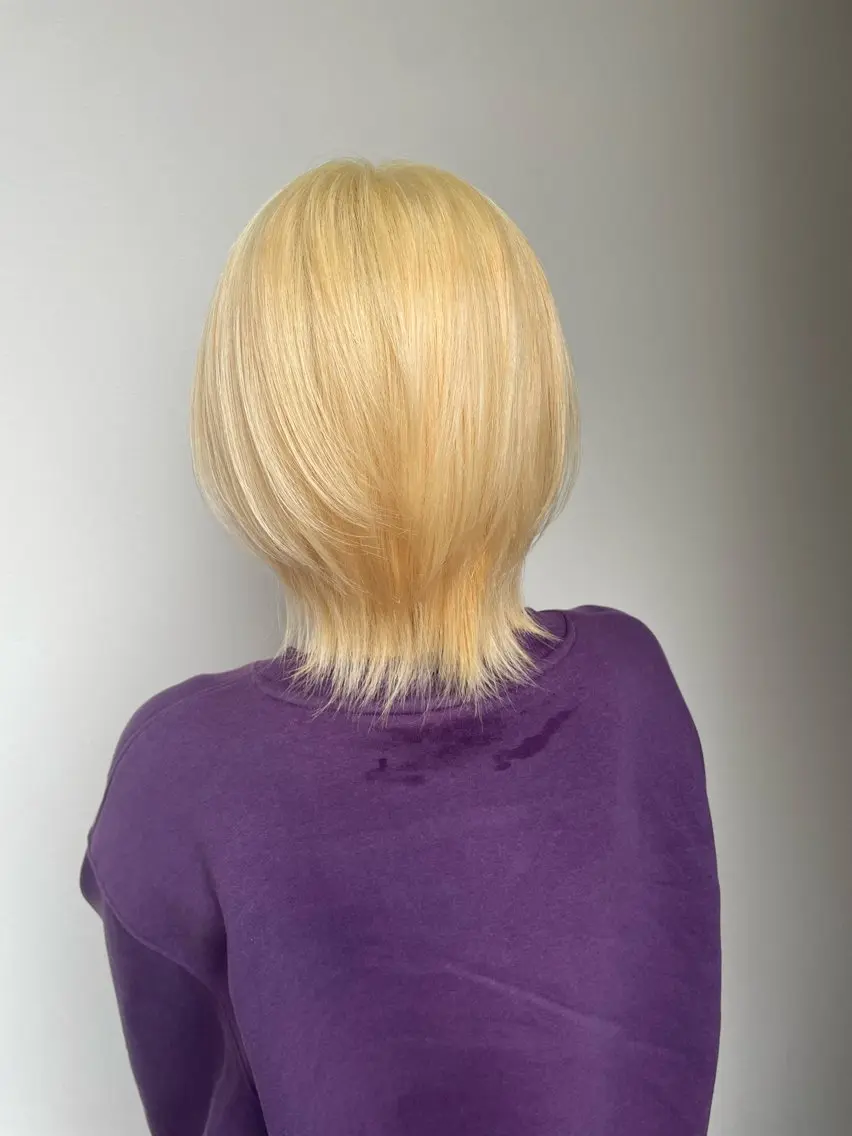 ショート カラー 抜きっぱなしブロンド ブロンド ウルフカット カット ヘアカラー YUI/ ブリーチカラー🌷のヘアスタイル