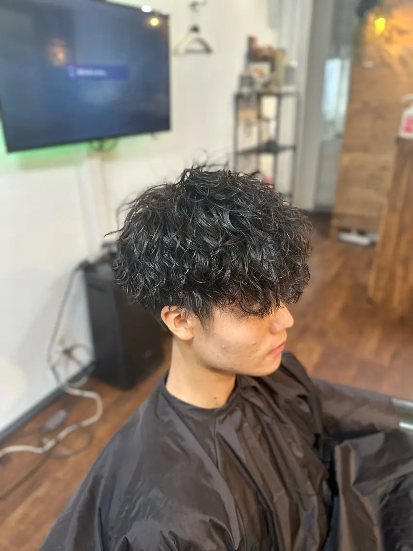 ミディアム パーマ Luzir⭐︎ GEN⭐︎のヘアスタイル