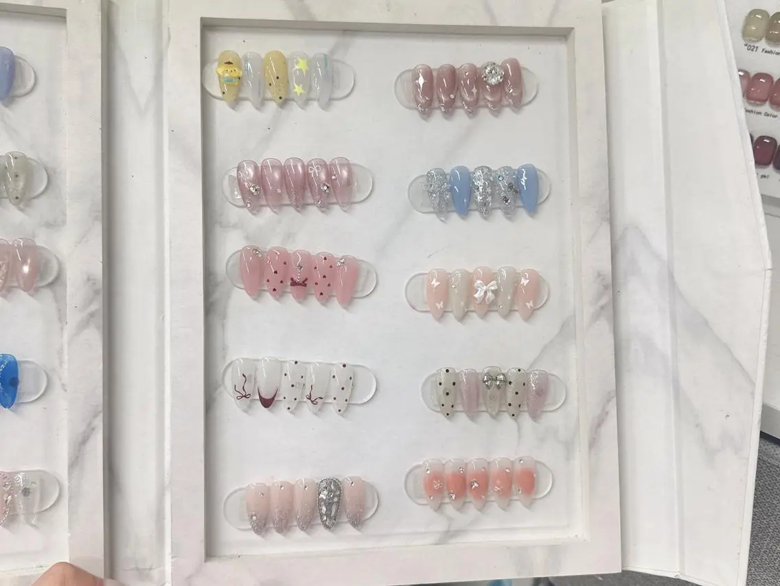 ネイル Minminネイル 💅スイスイのネイルデザイン