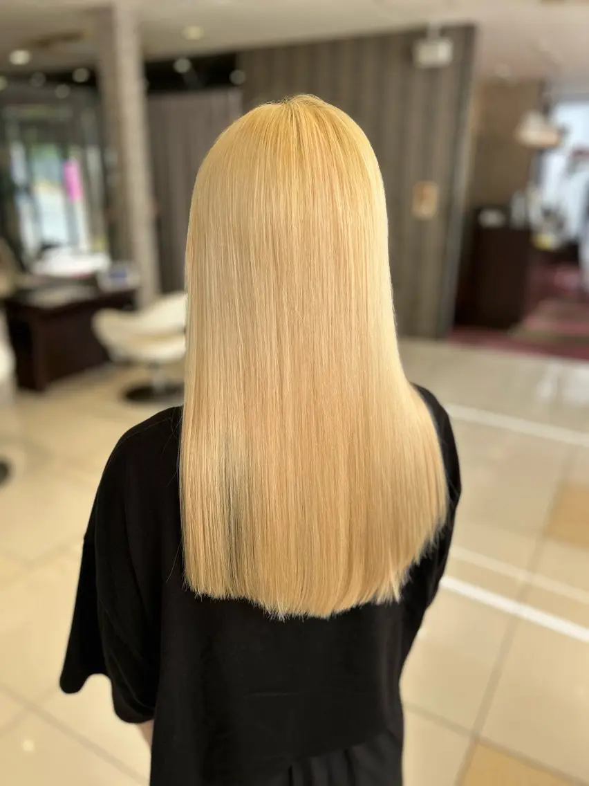 ロング カラー EARTH 市野のヘアスタイル