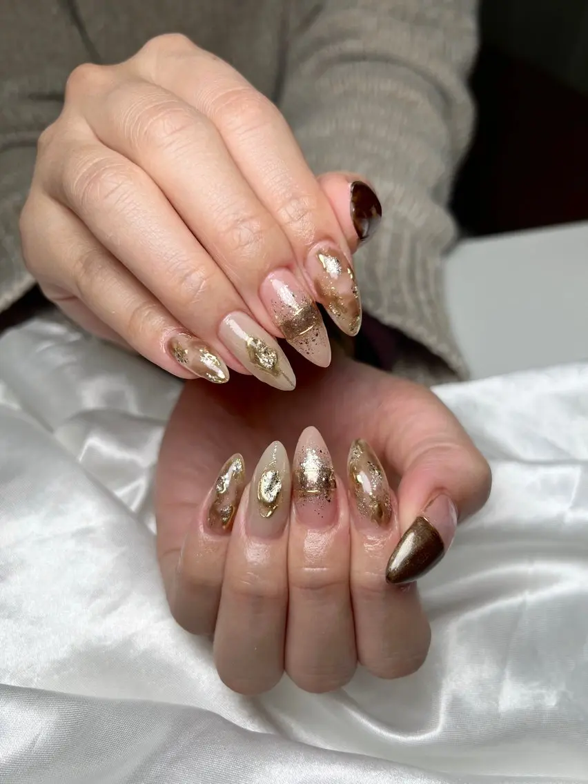 ネイル アートネイル ブラウン ゴールド ラメ(グリッター) ミラーネイル ハンドネイル 【nailsalon LaMeL】岡崎のネイルデザイン