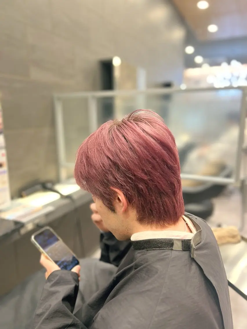 ショート ヘアカラー 山崎 零のヘアスタイル