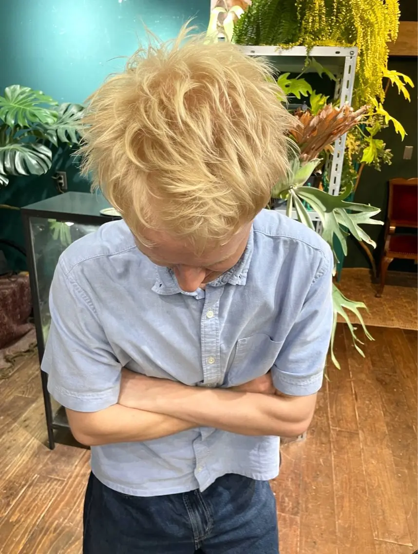 【メンズ】カット+1ブリーチの写真