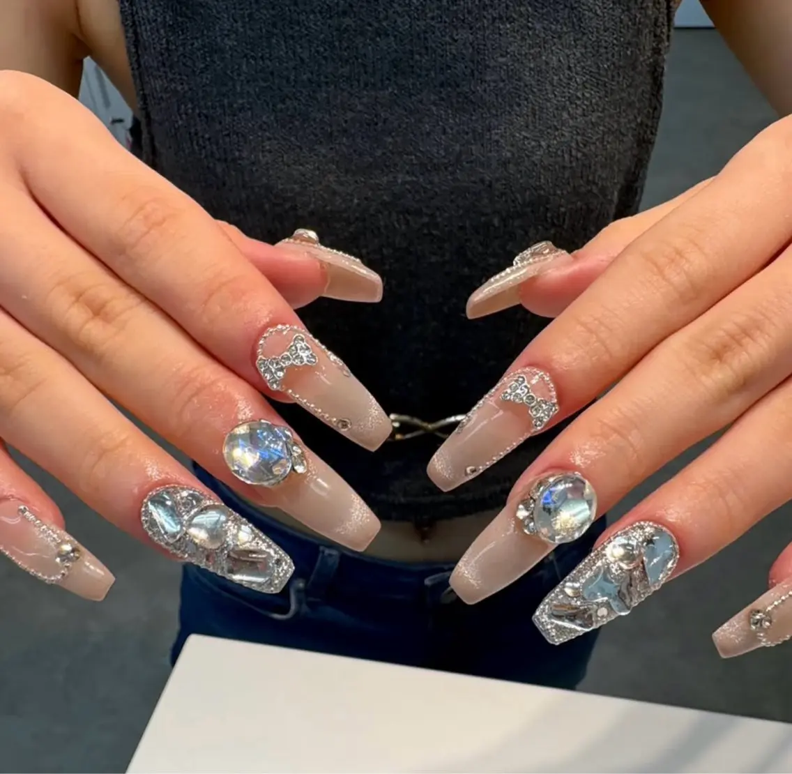 ネイル ハンドネイル NiJi Nailsのネイルデザイン