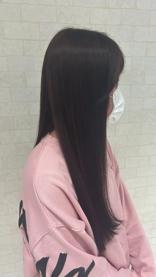 ロング カラー H. shinkaiのヘアスタイル