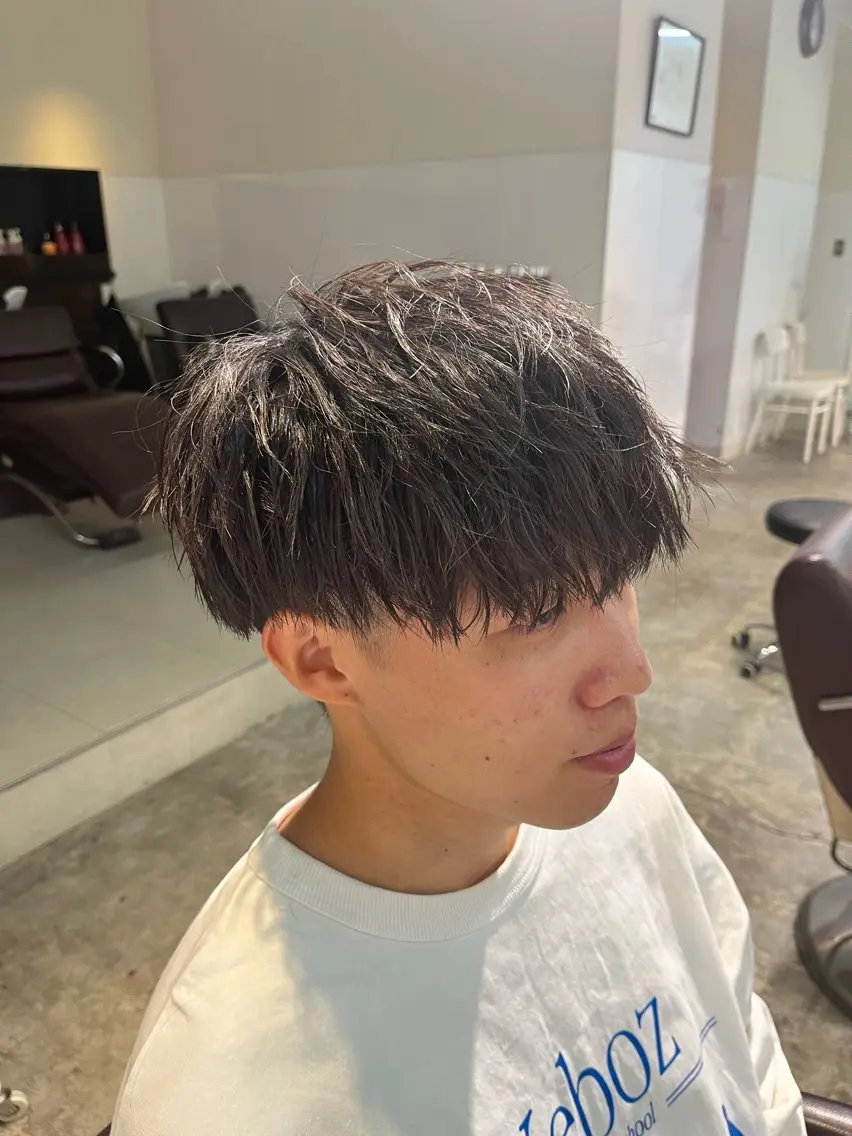 メンズ カット フェザーパーマ🌙 毛流れ yuzukiのヘアスタイル
