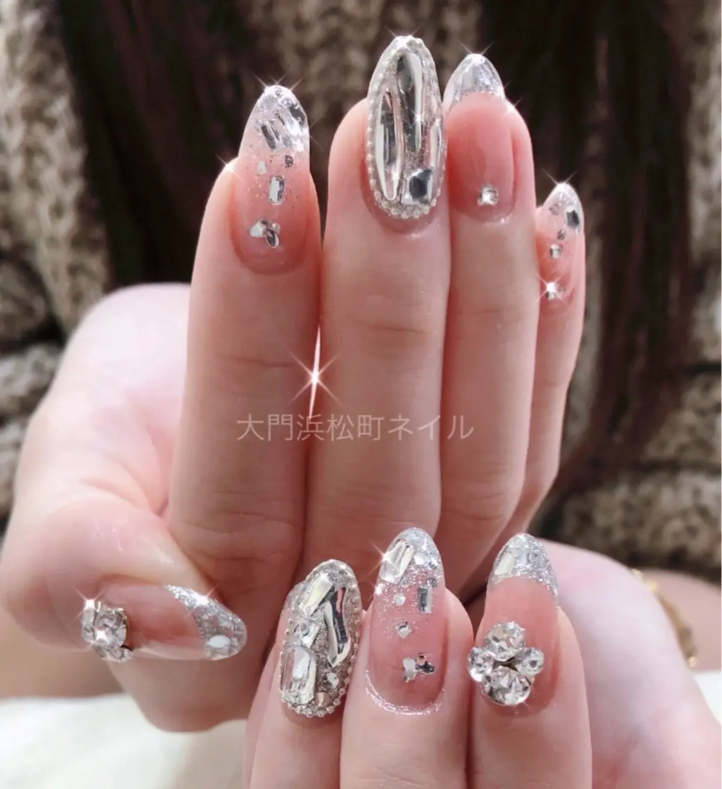ガラスフレンチ/ダブルフレンチ/🪞ミラーフレンチ☘️💁♀️時期限定パーツ2個付き💓マグネットフレンチの写真