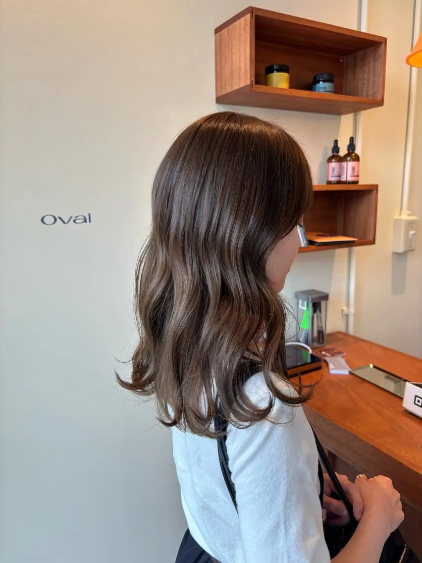 ミディアム ヘアカラー トリートメント aoi ♡グレージュ ・ベージュカラーのヘアスタイル