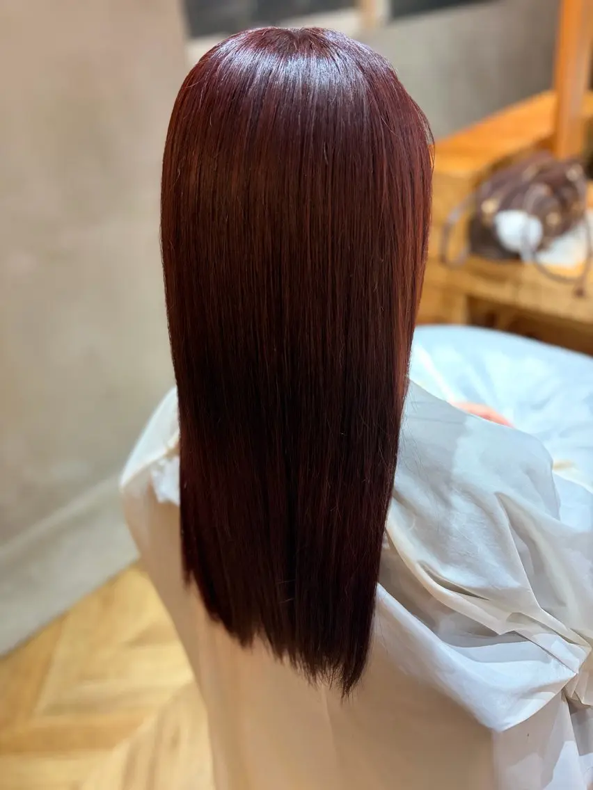 ロング ヘアカラー 高良 日奈子のヘアスタイル