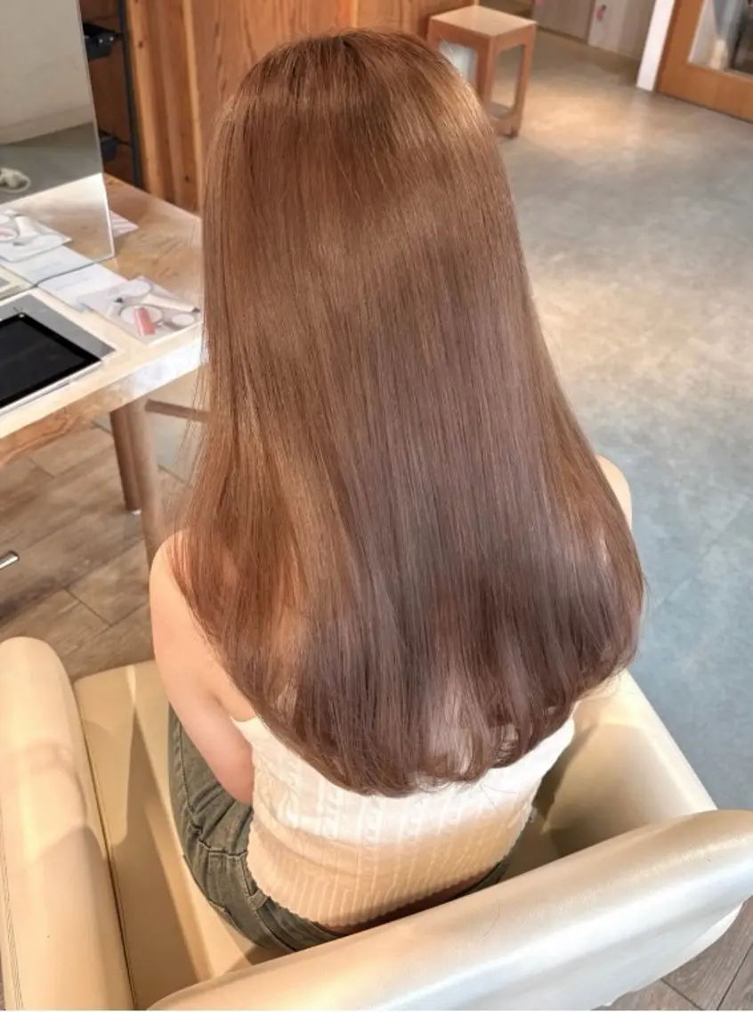カラー ベージュカラー ヘーゼル ヘアカラー rin 透明感/艶髪のヘアスタイル