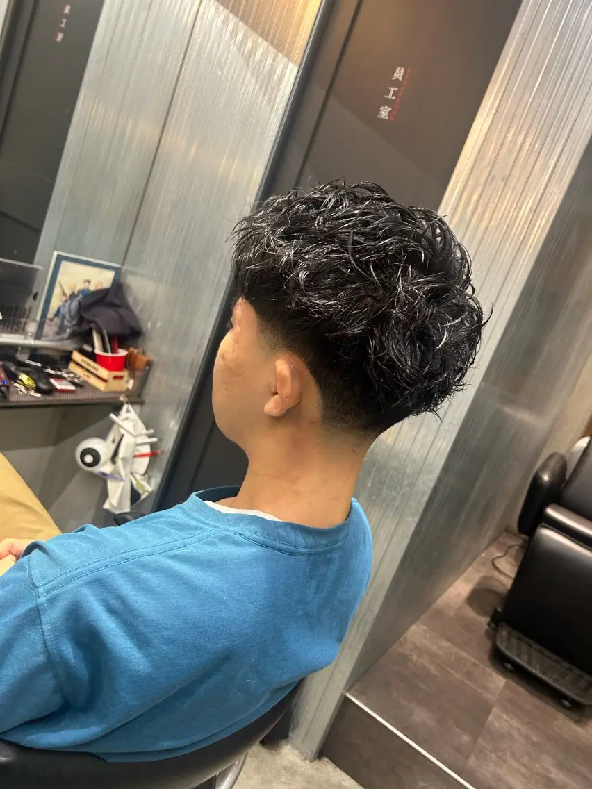 ショート メンズ フェードカット メンズショート ショートヘア カット ヘアセット 明大前/フェード /海外パーマ/岳のヘアスタイル
