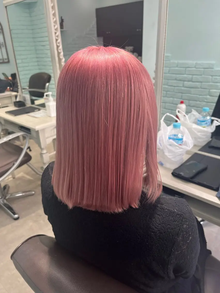 ミディアム カラー ヘアアレンジ ヘアカラー トリートメント ヘアセット 🩶【推しハイトーン 】yuzu🩶のヘアスタイル