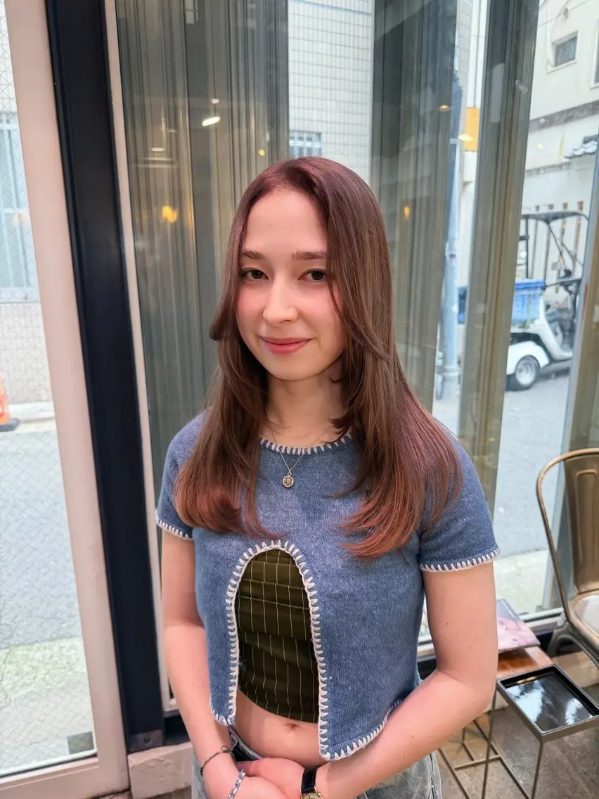 ミディアム カラー ベージュカラー ミルクティーベージュ カット ヘアカラー トリートメント MISATO | 神戸元町のヘアスタイル
