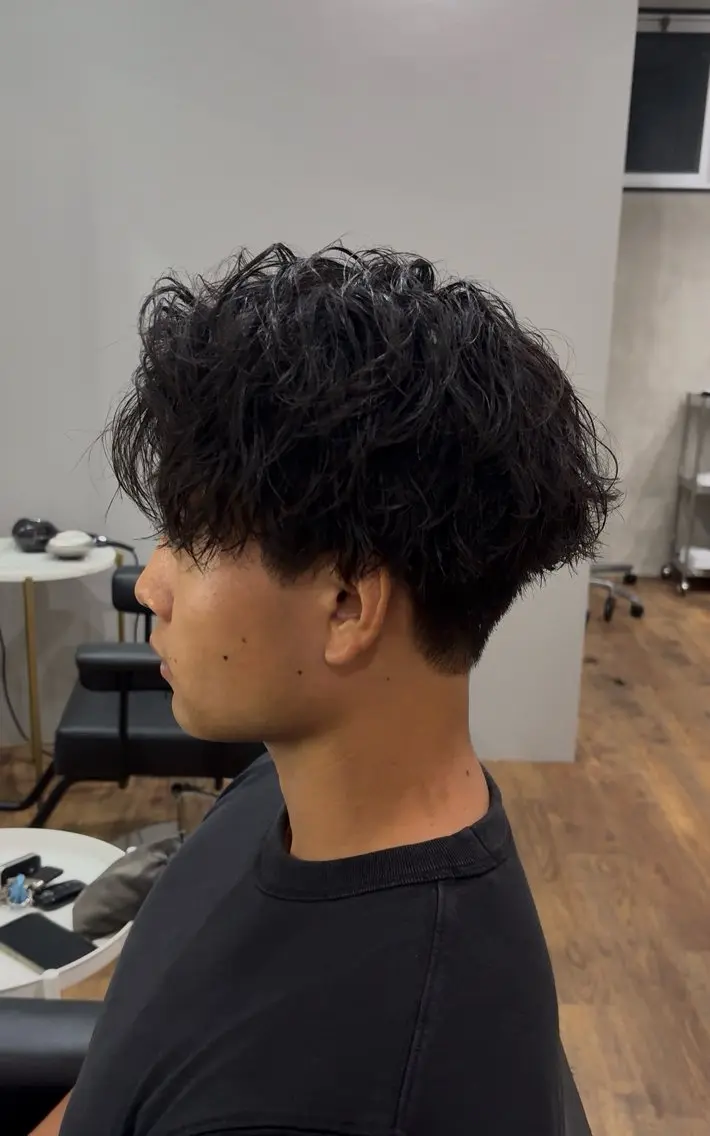 メンズ パーマ "漢"をあげる美容師 『REN』のヘアスタイル