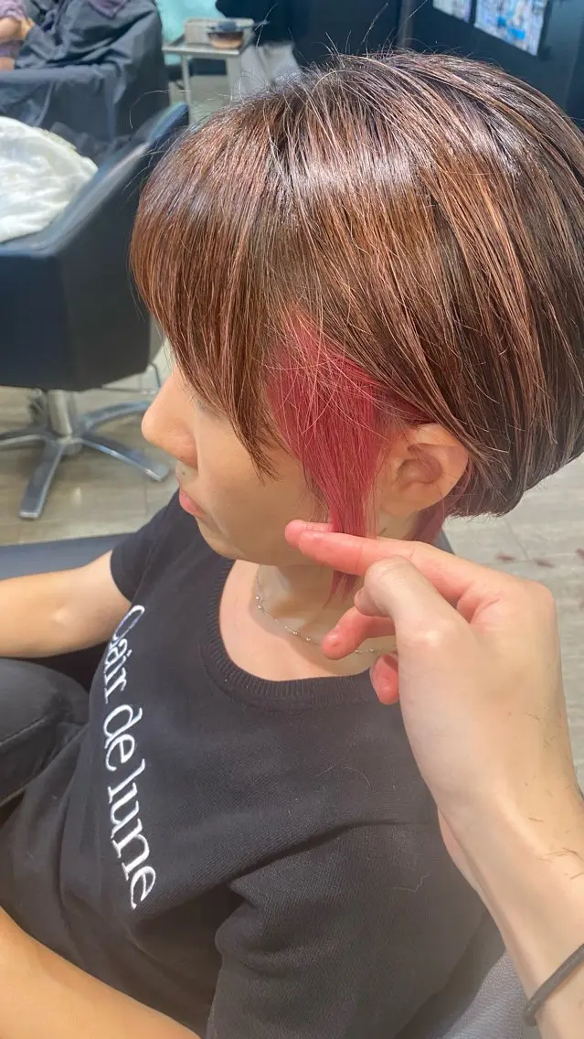 ショート ヘアカラー 水野 聖哉のヘアスタイル