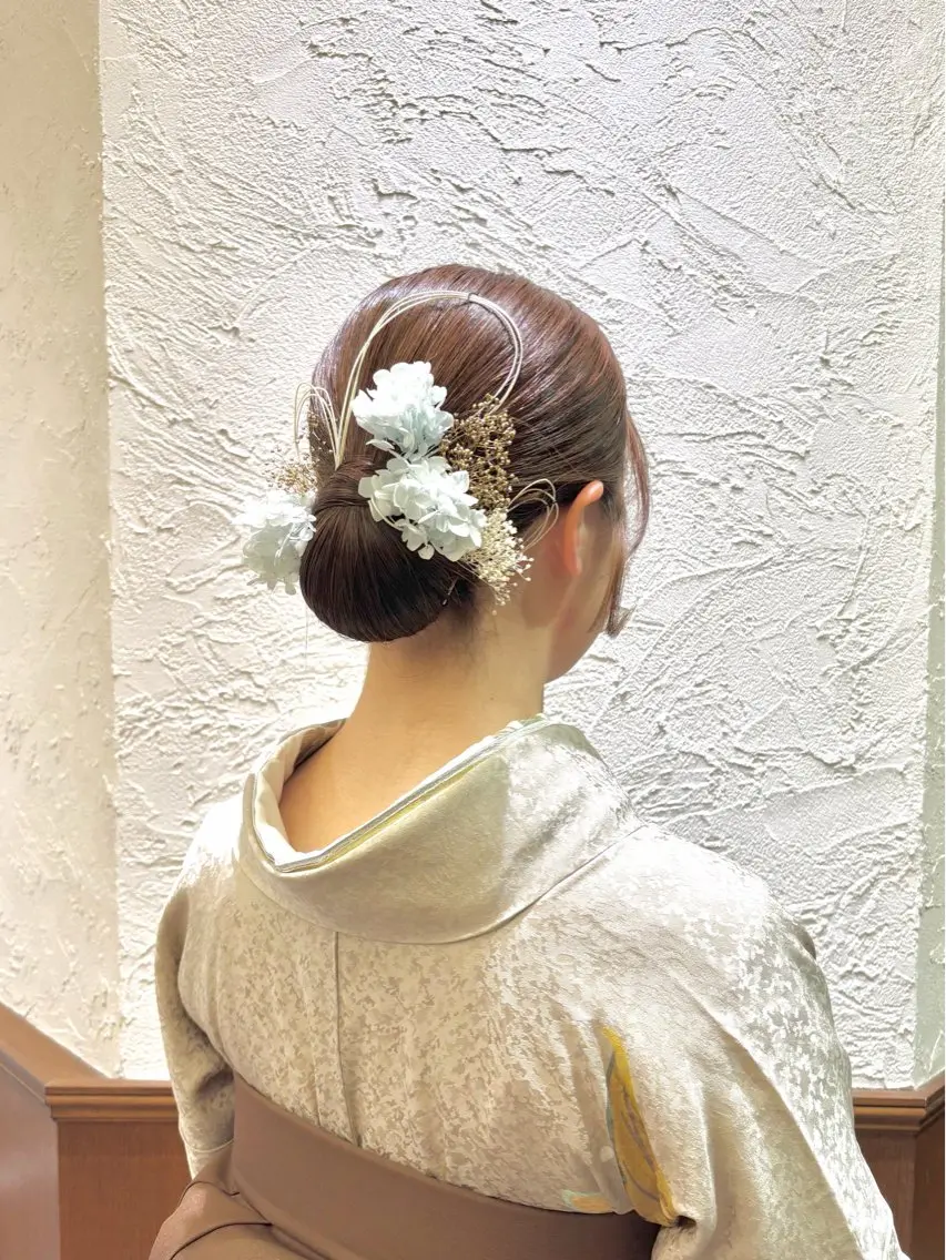 ロング ヘアアレンジ ヘアセット 岩渕 美涼のヘアスタイル
