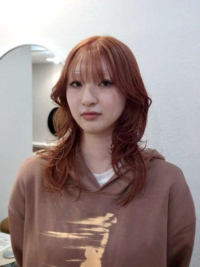 セミロング レイヤーカット コバヤシ マヒロ🎀のヘアスタイル
