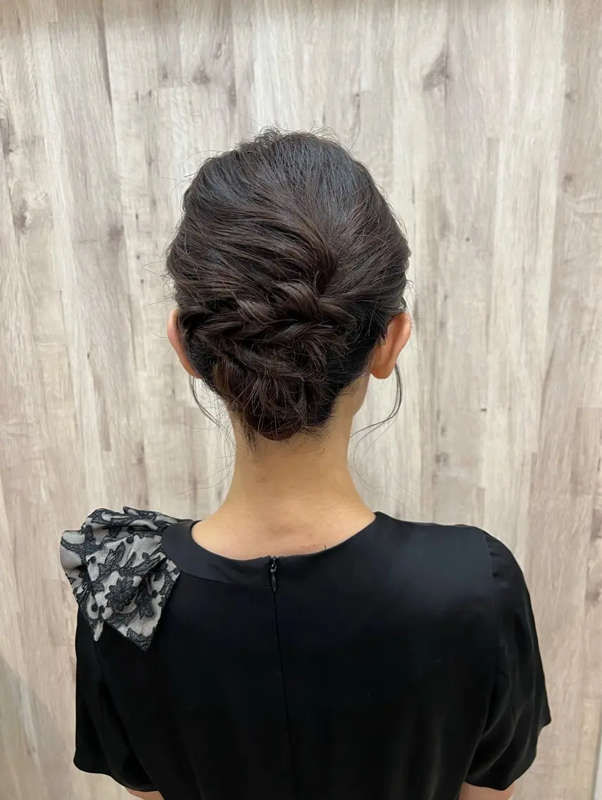 ヘアアレンジ ヘアセット ヘアメイクネイリスト hidemi中目黒のヘアスタイル