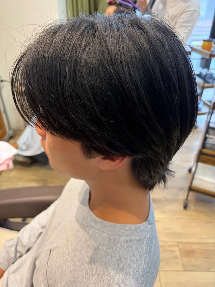 メンズ センターパート カット ワタナベ カンタのヘアスタイル