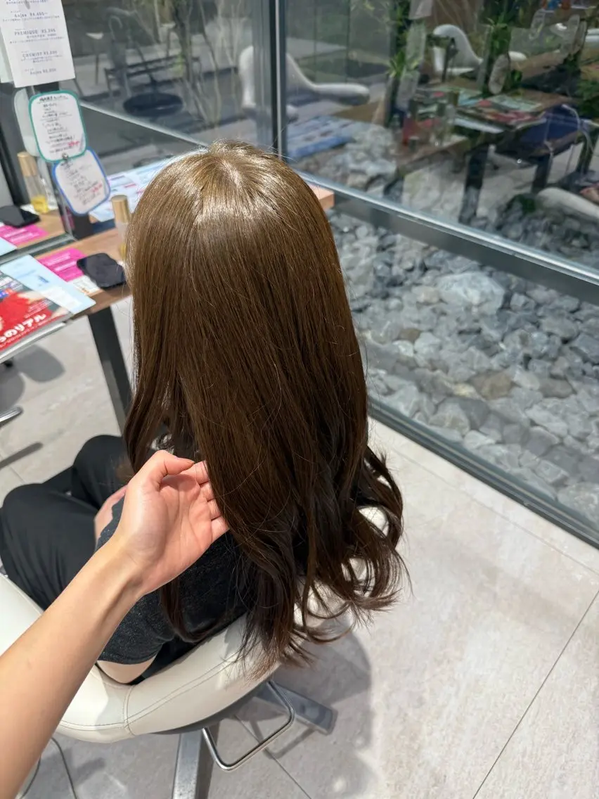 カラー ベージュカラー 透明感カラー ヘアカラー 俟野月祈 DIVADIVOのヘアスタイル