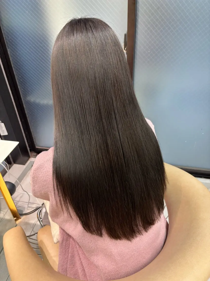 ロング カラー あいり／艶髪 、透明感カラー🩶のヘアスタイル
