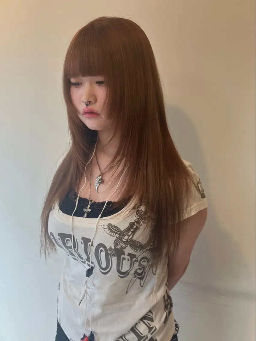 ロング カラー ブリーチ ブラウンカラー Hanaka🪷 ニュアンス×レイヤーのヘアスタイル