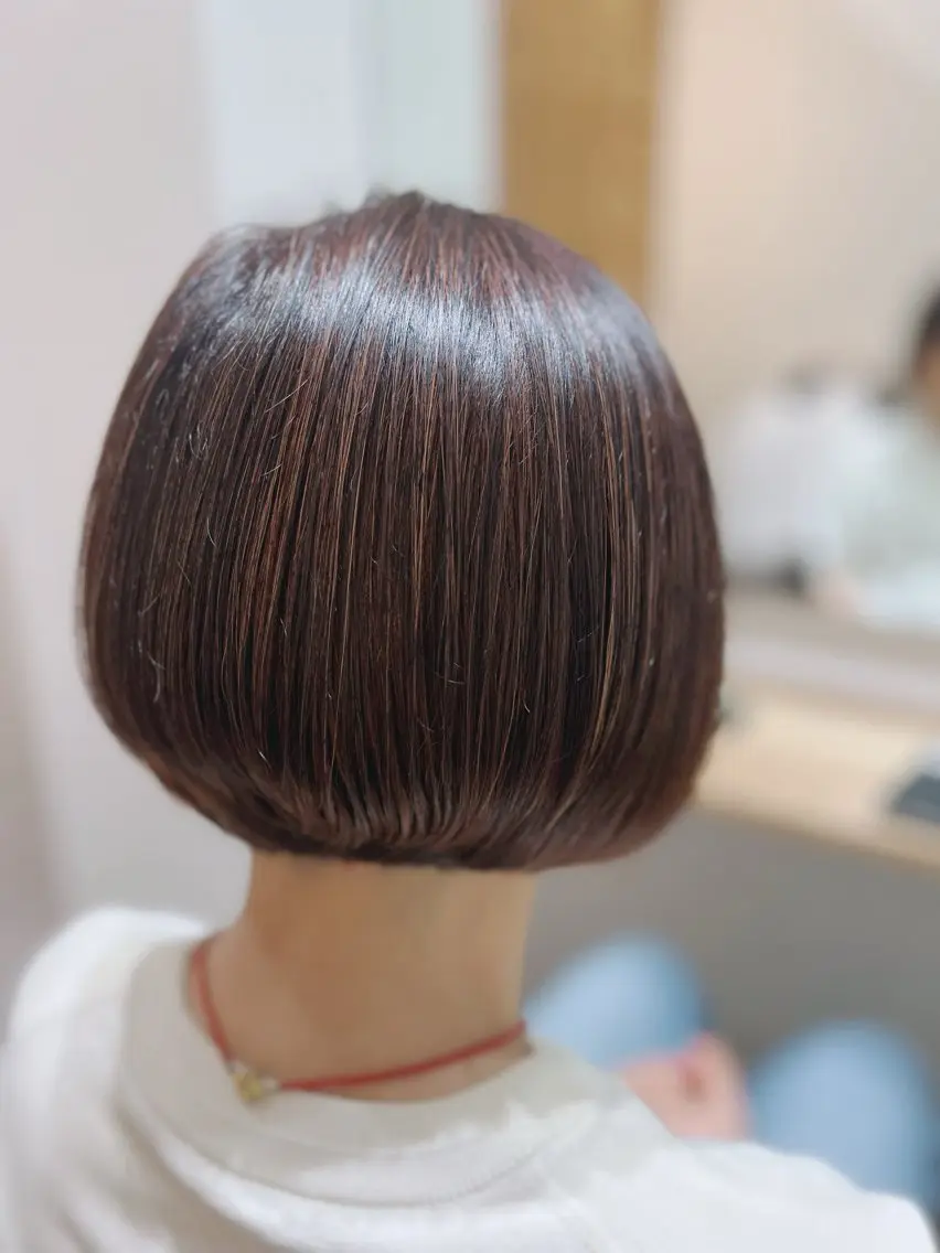 ショート カラー 黒髪 ブラウンカラー ハイライトカラー ピンクカラー ピンクブラウン カット ヘアカラー トリートメント 小野 ふみこのヘアスタイル