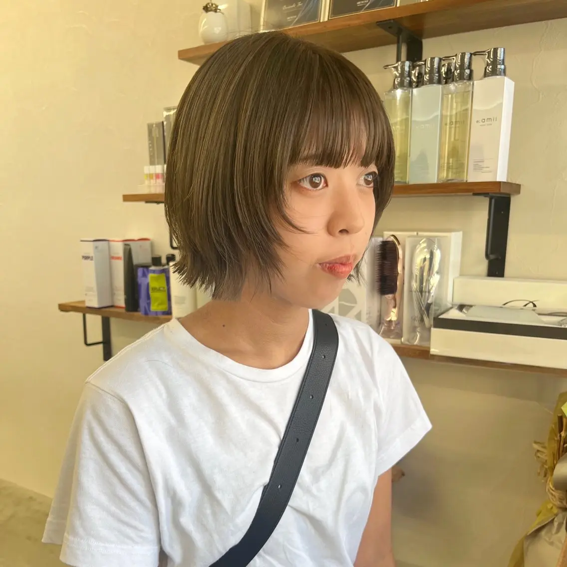ショート ボブ 顔まわりレイヤー レイヤーカット 似合わせカット ショートヘア カット トリートメント 初めてのショート お任せください✂️のヘアスタイル