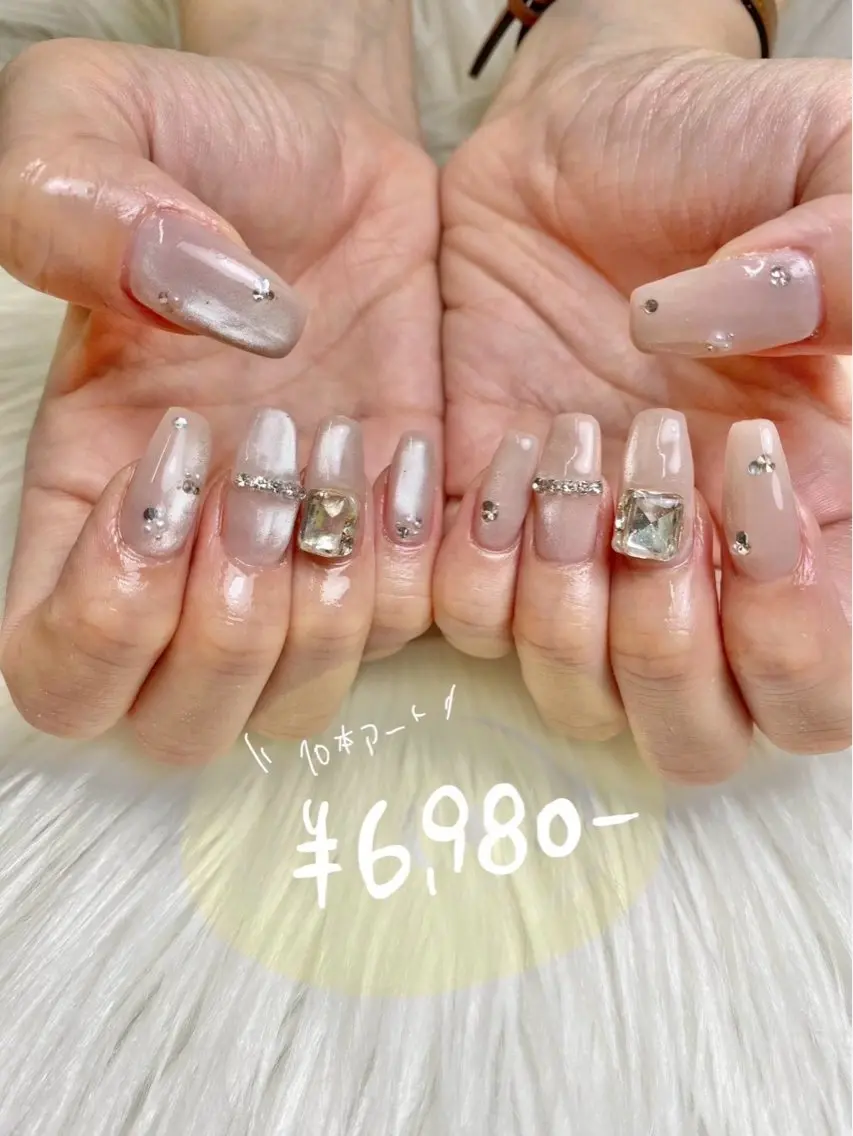 ネイル ハンドネイル フットネイル emma.nail kanakoのネイルデザイン