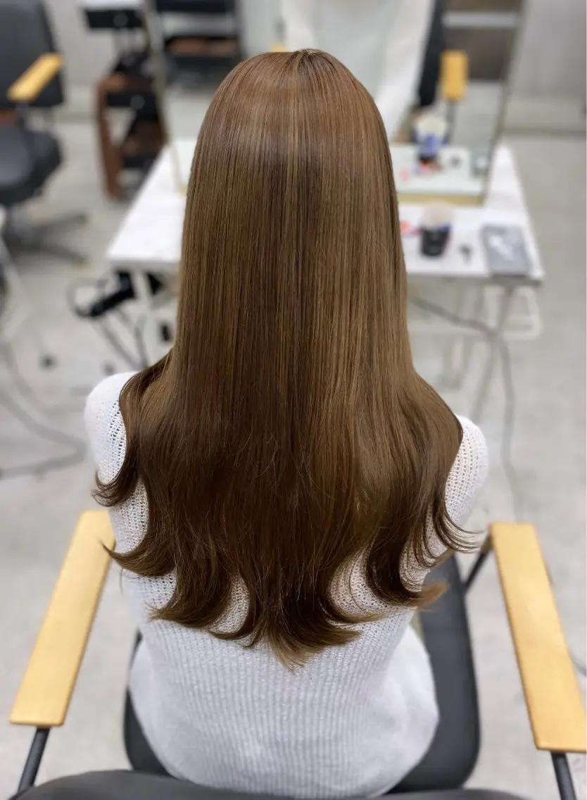 ロング カット ヘアカラー トリートメント AKANE 【zina新宿】のヘアスタイル