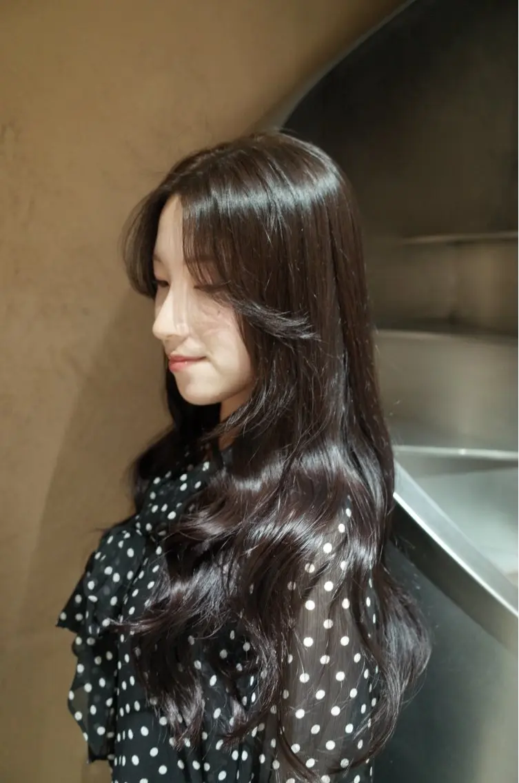 カラー アベ コハルのヘアスタイル