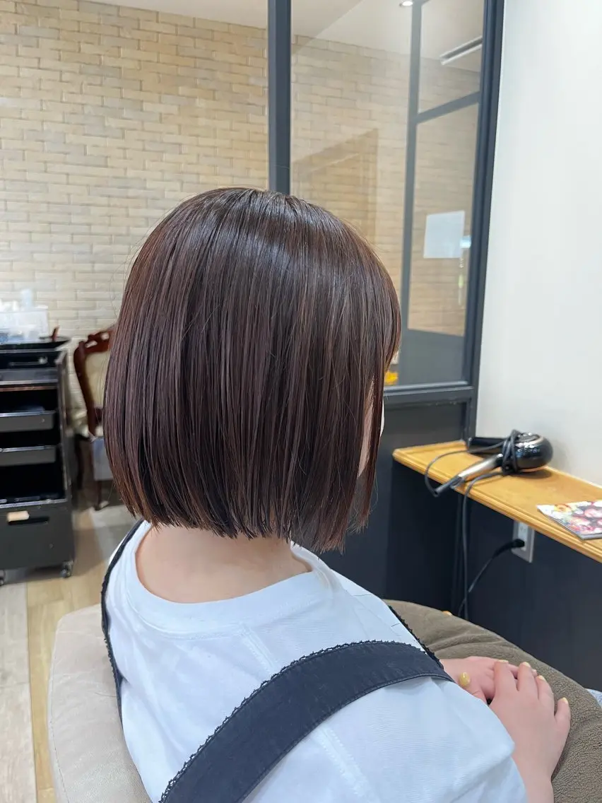 ショート カラー 切りっぱなしボブ 透明感カラー グレージュ ボブ カット ヘアカラー 💎髪質改善💎 西森千夏のヘアスタイル