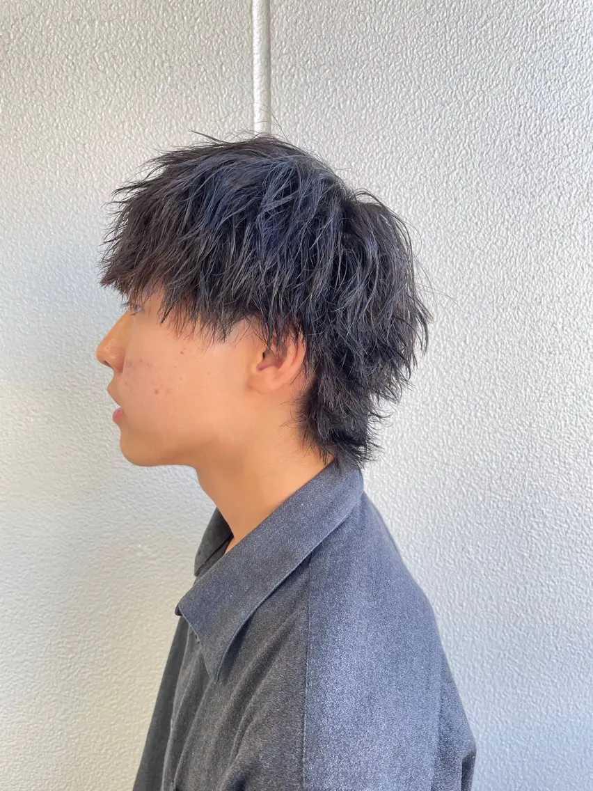 ショート パーマ ヘアアレンジ メンズ メンズパーマ ツイストスパイラルパーマ メンズウルフカット ウルフカット スパイラルパーマ カット パーマ トリートメント ヘアセット 艶カラー✨縮毛矯正✨ 翁長孝輔のヘアスタイル