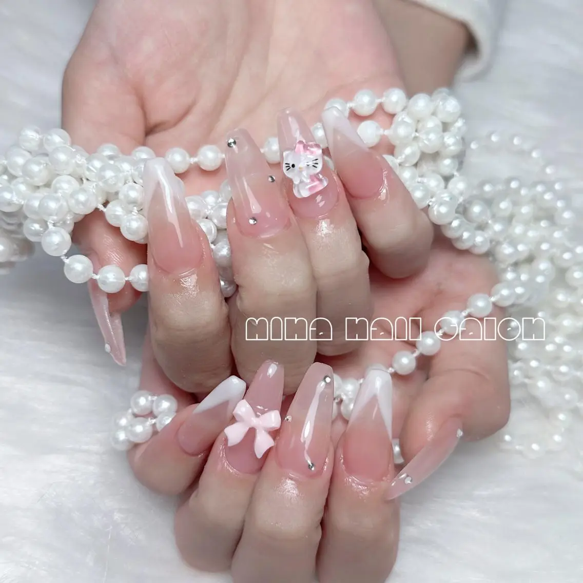 ネイル リリ 奈🎀のネイルデザイン