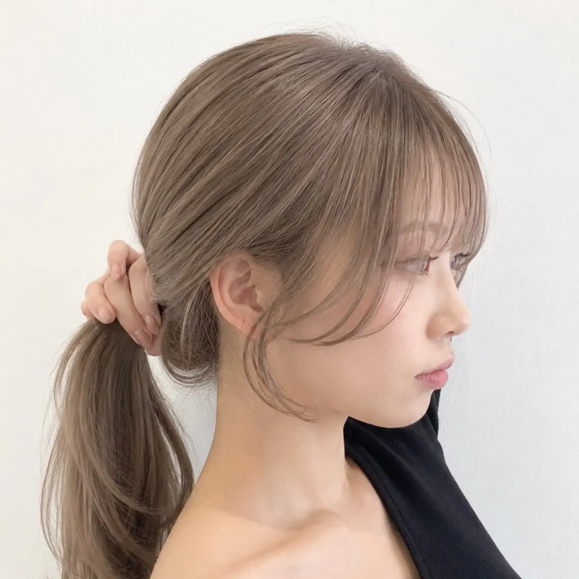 セミロング カット ヘアカラー 癖戻りなし縮毛矯正× 髪質改善✂︎戸祭　伶のヘアスタイル