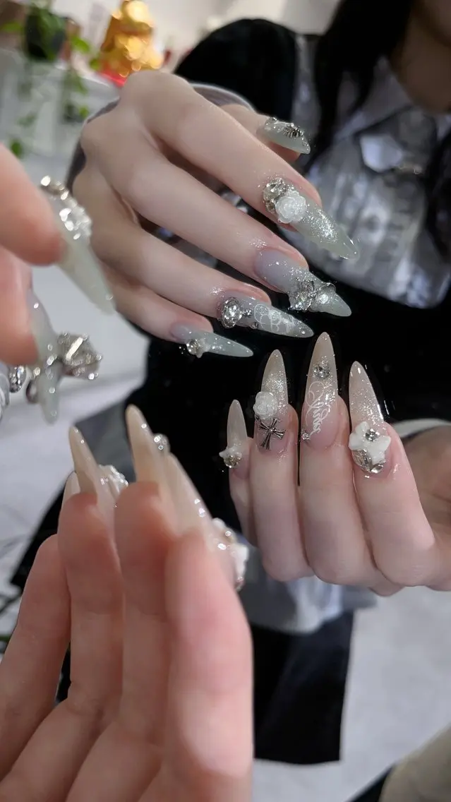 ネイル ハンドネイル SHE Nailのネイルデザイン
