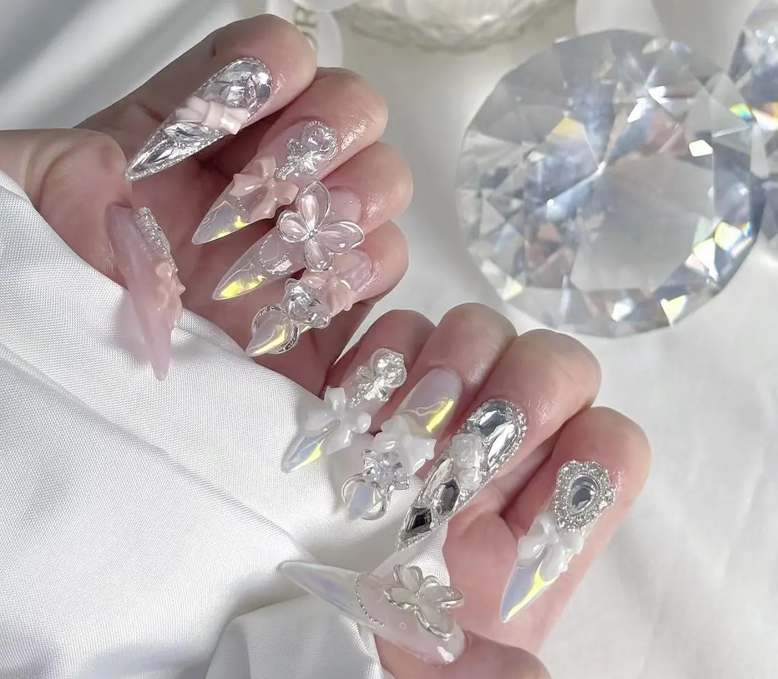 ネイル オーロラネイル チークネイル フットネイル ジェルネイル 韓国ネイル ハンドネイル H.baby Nail Salonのネイルデザイン