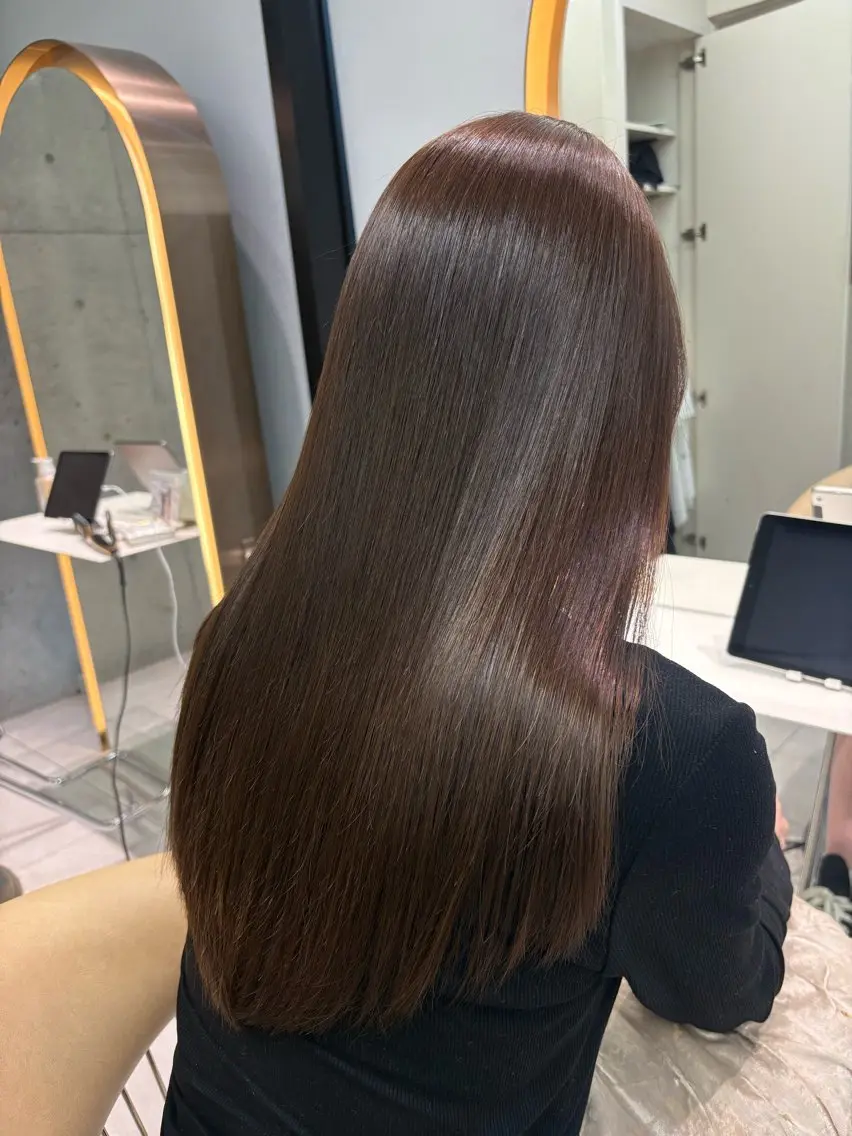 ロング 縮毛矯正 トリートメント 福岡縮毛矯正✨️ ストレート 向井和輝のヘアスタイル