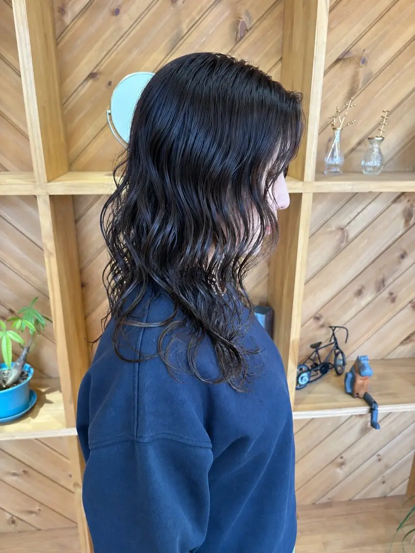 ロング 明石 歩樹のヘアスタイル