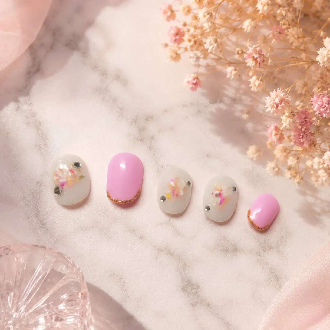 ネイル フットネイル Reivl  Nails のネイルデザイン