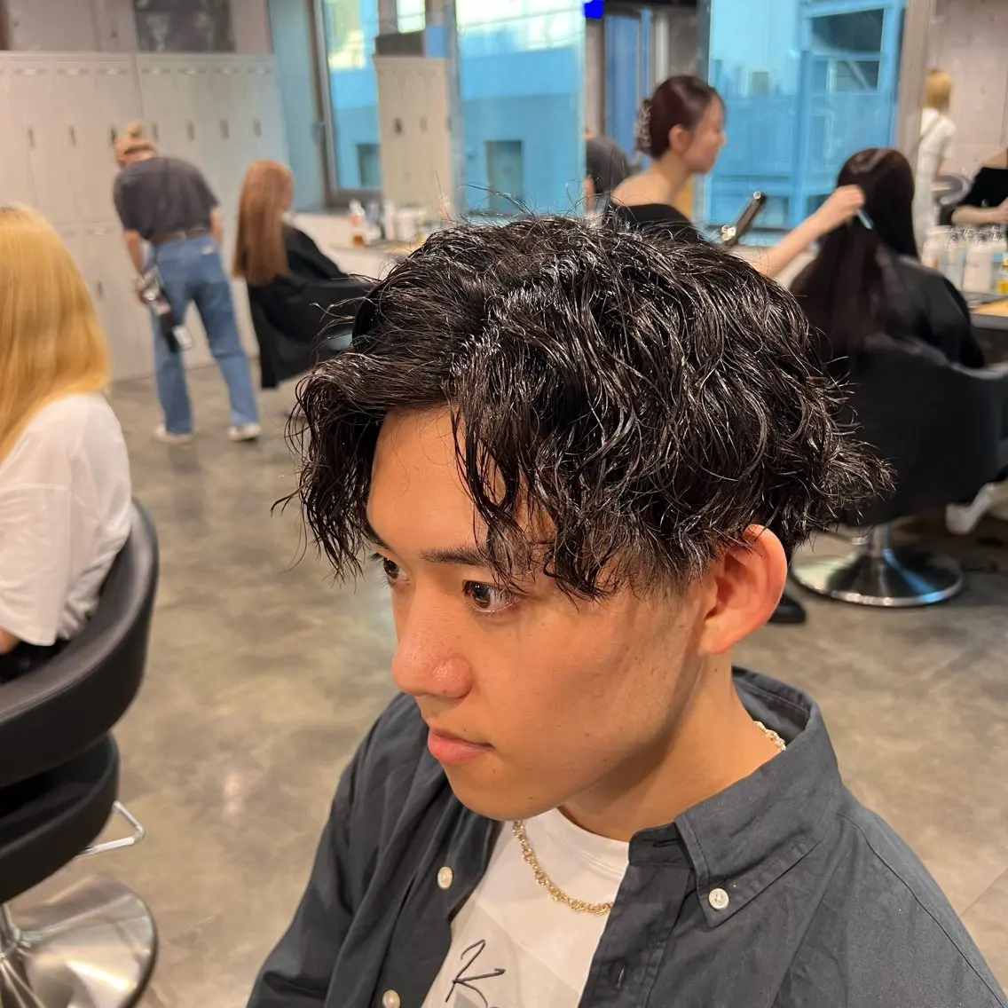 ショート カラー パーマ ヘアアレンジ メンズ キッズ アップバング センターパート メンズハイライト マッシュ メンズパーマ 🔷横浜1のパーマ 職人🔷将太郎のヘアスタイル