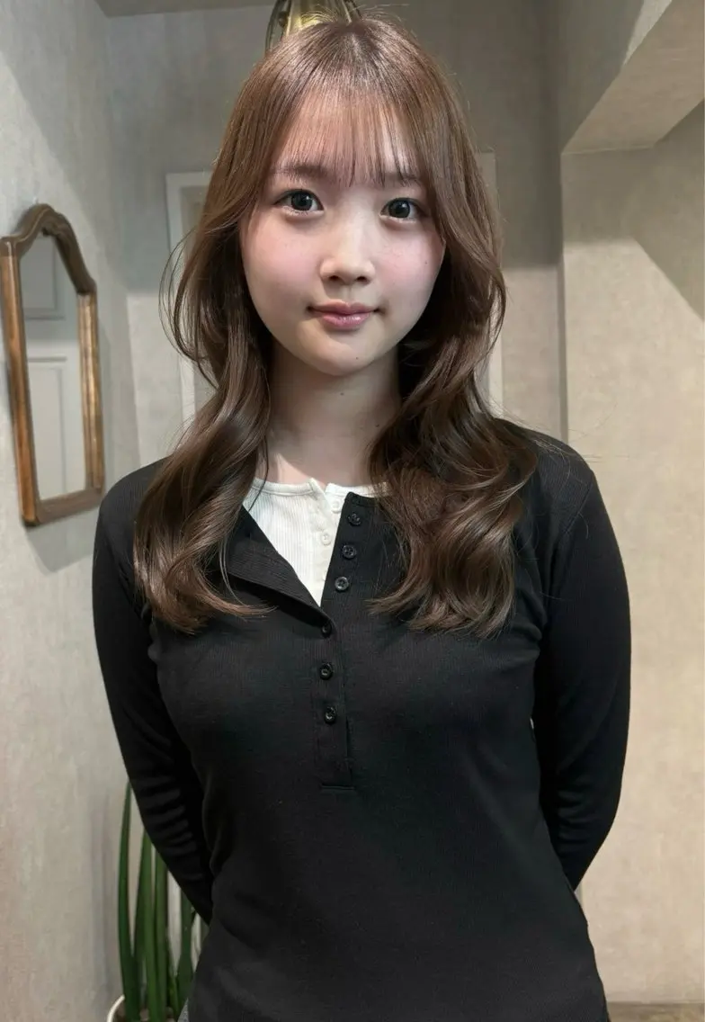 ロング 顔周りカット レイヤーカット カット 透明感モテスタイル 💞SHIORI💞のヘアスタイル