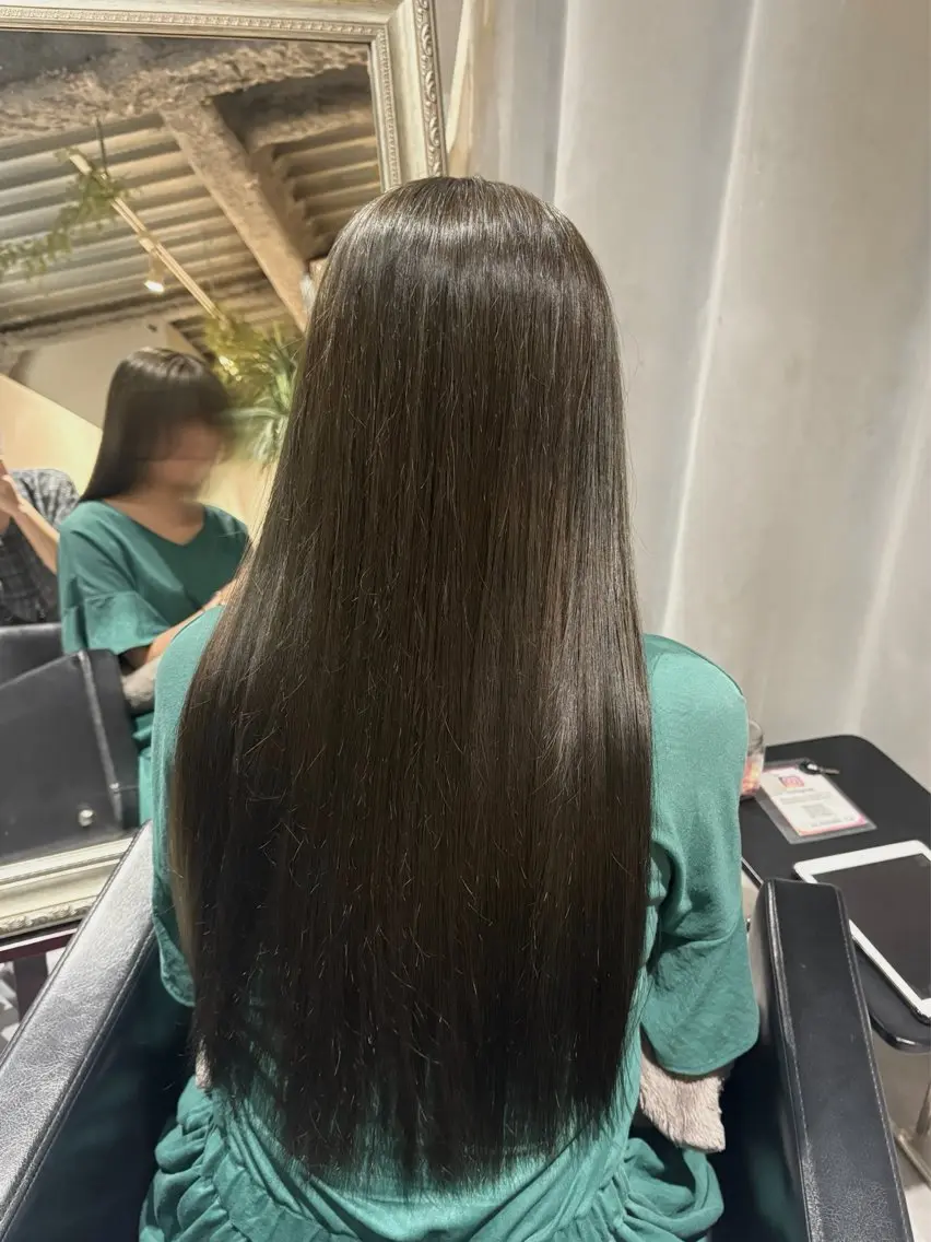 ロング カラー オリーブカラー ヘアカラー inc新小岩 🌱MANAMIのヘアスタイル