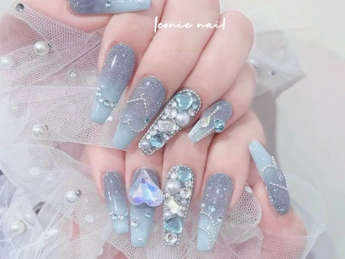 ネイル Iconic Nailのネイルデザイン