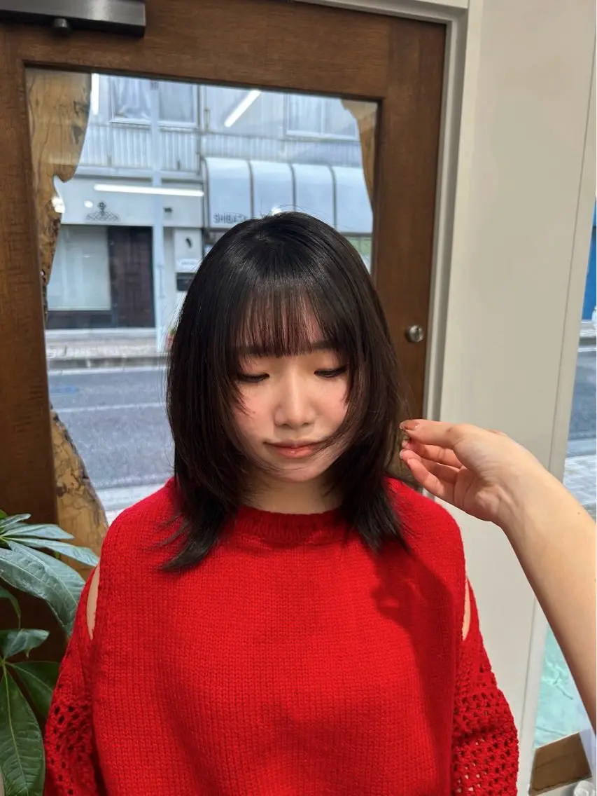 ミディアム カット 木藤 優杏のヘアスタイル